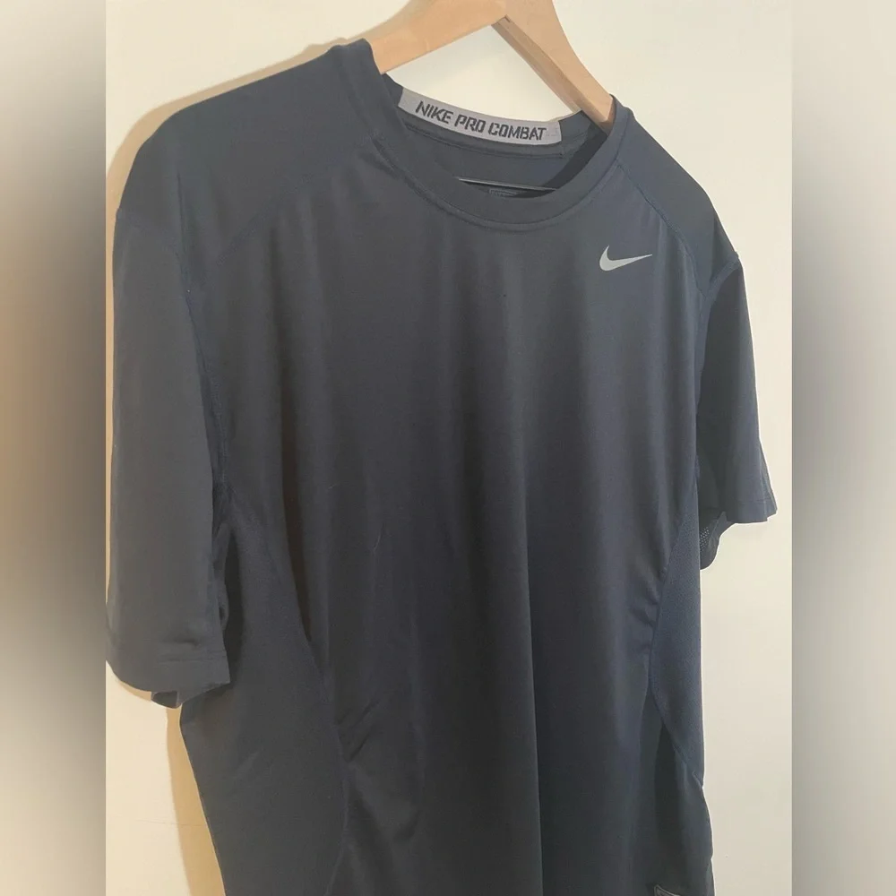 Nike Pro Combat XL Fitted Black Athletic Tee T Shirt Short Sleeve Dri-Fit - Picture 3 of 7